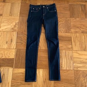 Rag & Bone 10inch high rise skinny 26